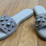 Marc Fisher sz 9 M beige slides sandals NWOT Photo 0