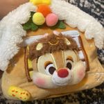 Disney  Chip and Dale 2022 Holiday Shoulder Bag Photo 1