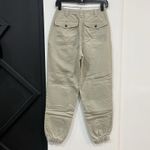 L.L Bean Women’s Canvas Pleated Padded Knee Cotton Pants Size 4 Photo 3