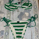 Triangl  Bikini Photo 0