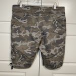 Nike  Camo Capri Cargo Shorts Womens Drawstring Casual Activewear‎ Size Large Photo 5