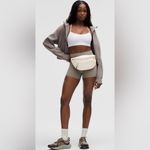 Lululemon NWT Everywhere Belt Bag Extra Large Light Ivory Gold 4 Liter Photo 3