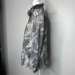 Damee Inc Gray Lace Mesh Button Photo 3
