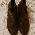 kim rogers  booties size 6.5 Photo 4