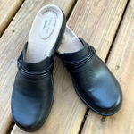 Clarks Leather slip on clogs LIKE NEW π· Photo 0