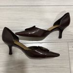 BCBGMAXAZRIA  BCBG Women’s  Kitten Heels Size 7.5 Faux Leather Photo 3