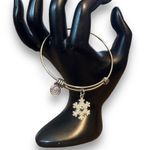 Love this life  snowflake charm adjustable bangle bracelet Photo 1