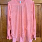 Under Armour  Women’s  long sleeve top size Lg-EUC Photo 0