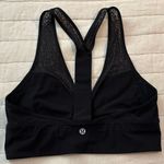 Lululemon Size 8 Twist & Train Sports Bra Black W2AISS Photo 3