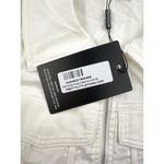 Pretty Little Thing  - White Twill Zip Through Collared Top in White Photo 1