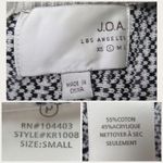 J.O.A. Sleeveless Knit Fit and Flare Dress in Ivory/Black Women’s Size Small Photo 11