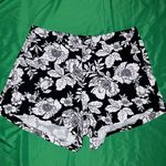 Old Navy  Black and White Floral High Waist Playa Shorts size XL Photo 1