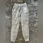 Lululemon Warm Down Jogger Mid RiseJogger Thread Dye White Black Photo 4