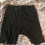 Iris Black Biker Shorts Photo 0