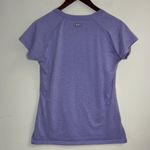 Under Armour  Women’s Semi-Fitted Short Sleeve Shirt Size Small Photo 3