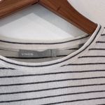 Vince  Pima Cotton Long Sleeve Navy Stripe Tee Women’s Size Medium Classic Chic Photo 1