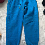 Lululemon  Scuba Joggers Full-Length Photo 0