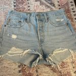 Levi’s 501 Shorts Photo 0