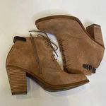 Lucky Brand Echoh Sesame Lace Zipper Ankle Bootie Heels EUC Sz 7.5 Leather Suede Photo 0