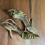 Kate Spade Yellow Metallic Faux Snake Leather Womens Strappy High Heels Size 8.5 Photo 2