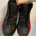 Nike Kyrie 7 ‘Bred’ Photo 2
