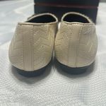 Aerosoles Cream and Black Flats Versatile Comfort Photo 4