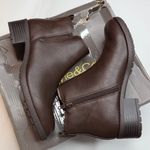 Style & Co  Women's Garnerr Lug Sole Ankle Booties- Size 6 Photo 5