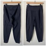 Athleta distance jogger pants black XS (fits a size 4-6) Photo 5