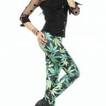 Women’s Weed Leafs Print 3D Digital Legging Pink Photo 0