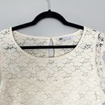 SO NWT  Lace Overlay Top in Sand Sz 1X Photo 12