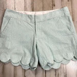 Lilly Pulitzer Women’s Size 00 Blue Seersucker Scalloped Hem Buttercup Shorts Photo 0