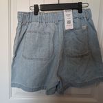 Denizen from Levi's NWTS LEVIS Denizens A Line Shorts High Rise W4/27 Light Wash Photo 1