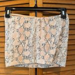 American Eagle Women’s Snakeskin Coral and Grey Crop Top Sz S Photo 3