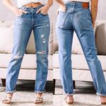 Levi's NWT 501 High Rise Distressed‎ Straight Jean in Athens Crown Size 32 x 30 Photo 1