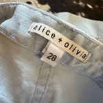 Alice + Olivia Braided Belt Wide Leg Jeans
Size 28 Y2K Photo 5