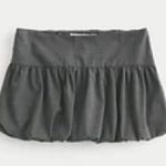 Hollister π¦
XS Photo 1