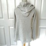Sparrow Anthropologie ivory hooded sweater Size XS Photo 2