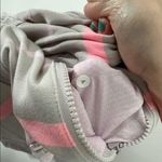 Lululemon  Forme Jacket Cuffins Pop Stripe Heathered Dune 4 Photo 11