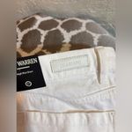 BLANK NYC White Jean Plus Shorts Relaxed Fit
High waist summer relaxed casual Photo 9