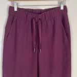 Lululemon Joggers Casual Travel Athleisure Plum Size Women's 2 Photo 2