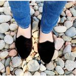 Birdies “The Heron” Black Slate Velvet Slip On Loafers Size 8 Photo 1