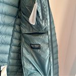Patagonia NWT  Women's Down Jacket Size M Photo 2