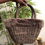 Bath & Body Works 2000s Brown woven wicker basket shoulder hand bag Photo 0
