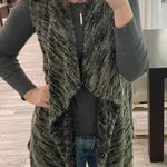 Knox Rose Sweater Vest Photo 0