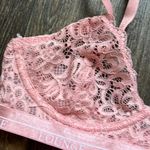 Lounge  Balcony Bra Photo 2