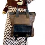 Chloé CHLOE FRONT POCKET TOTE BAG IN BROWN & BLACK LEATHER W/DETACHABLE POUCH Photo 0