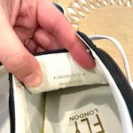 Fly London  Womens Size 41 Black Leather Casual Sneakers Photo 2