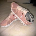 on cloud 5 Women’s Pink Sneakers Sz 8 Photo 7