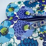 Vera Bradley  Blue Floral Flip Flop Sandals Womens 7-8 Casual Summer Beachy Photo 2