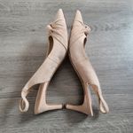 Franco Sarto  Womens Dayanara Slingback Heels Pointed Toe Knot Suede Beige sz 10 Photo 4